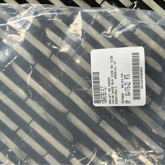 Authentic Bottega Veneta Nappa Intrecciato Card Case Wallet On Chain RETAIL$2500 - Picture 9 of 10